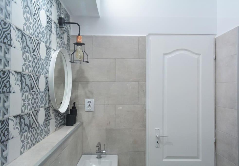 Apartment 2 Bdr / Cozy Ap Near Old Town